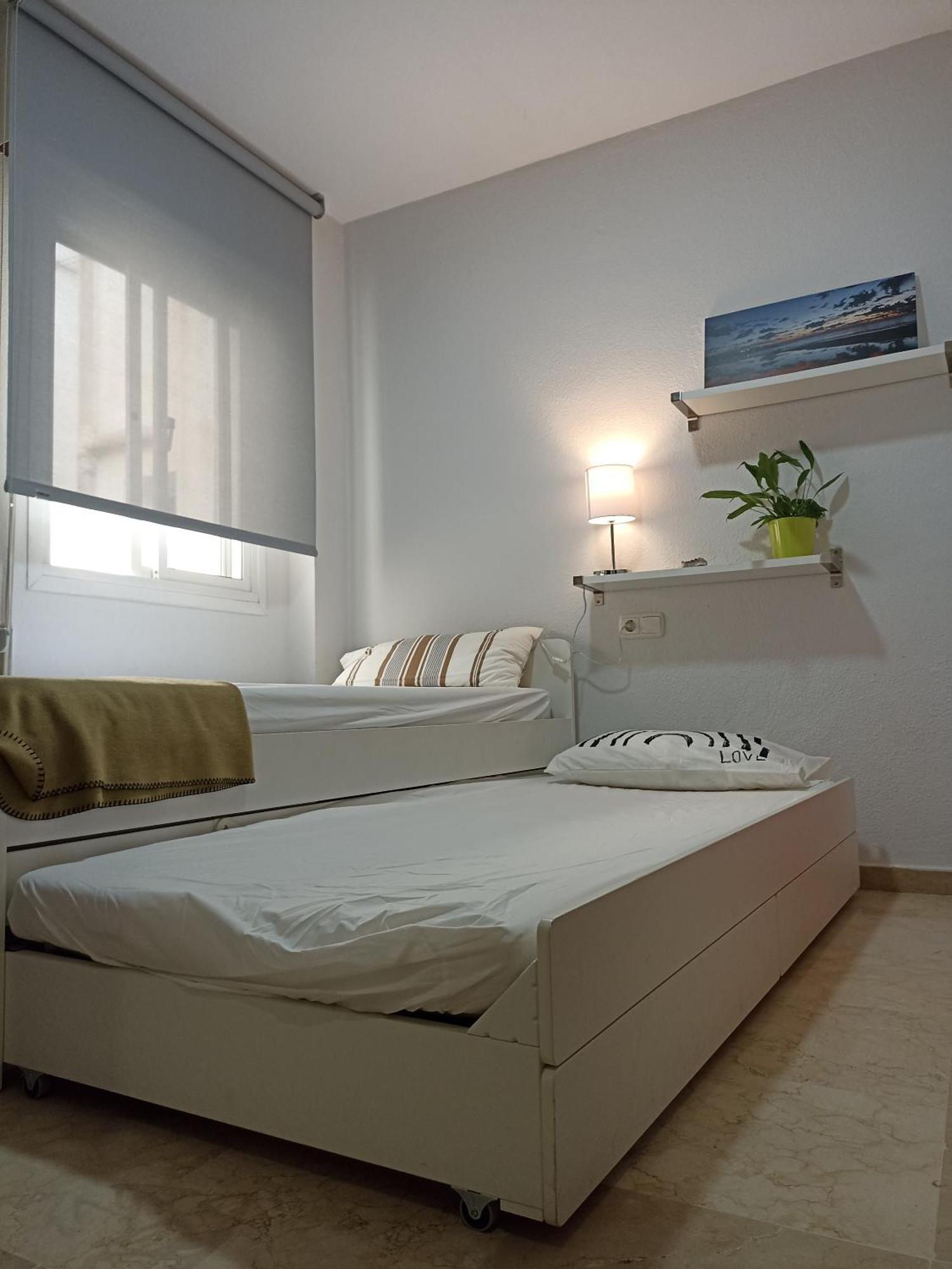 شقة Confortable Habitacion Centrica En Piso Privado مالقة المظهر الخارجي الصورة